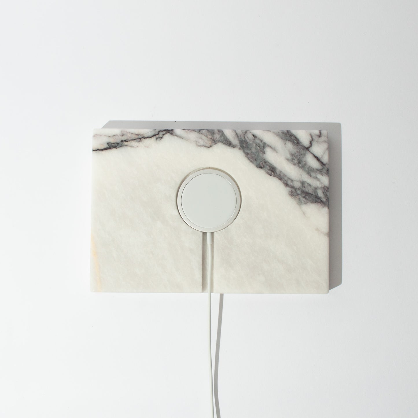 Calacatta Monet Charging Dock